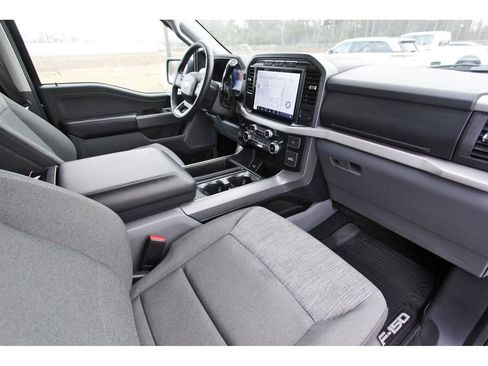 Certified 2023 Ford F150 XLT w/ Equipment Group 302A High image 27
