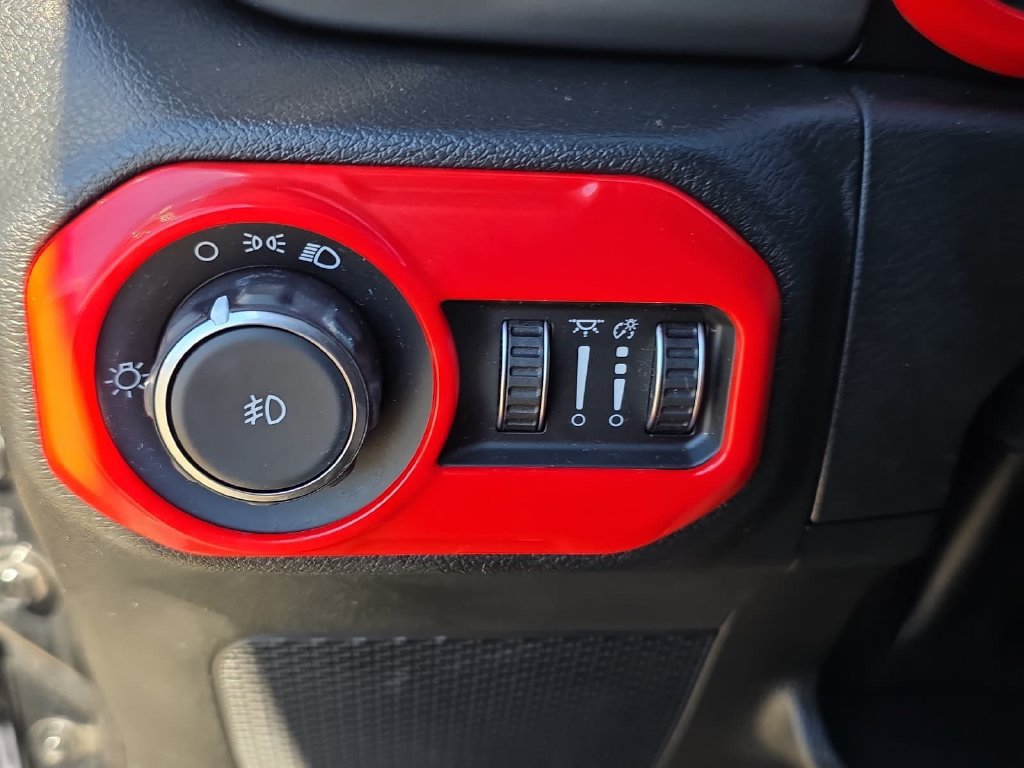Used 2022 Jeep Wrangler Unlimited Sport AWD/4WD image 35