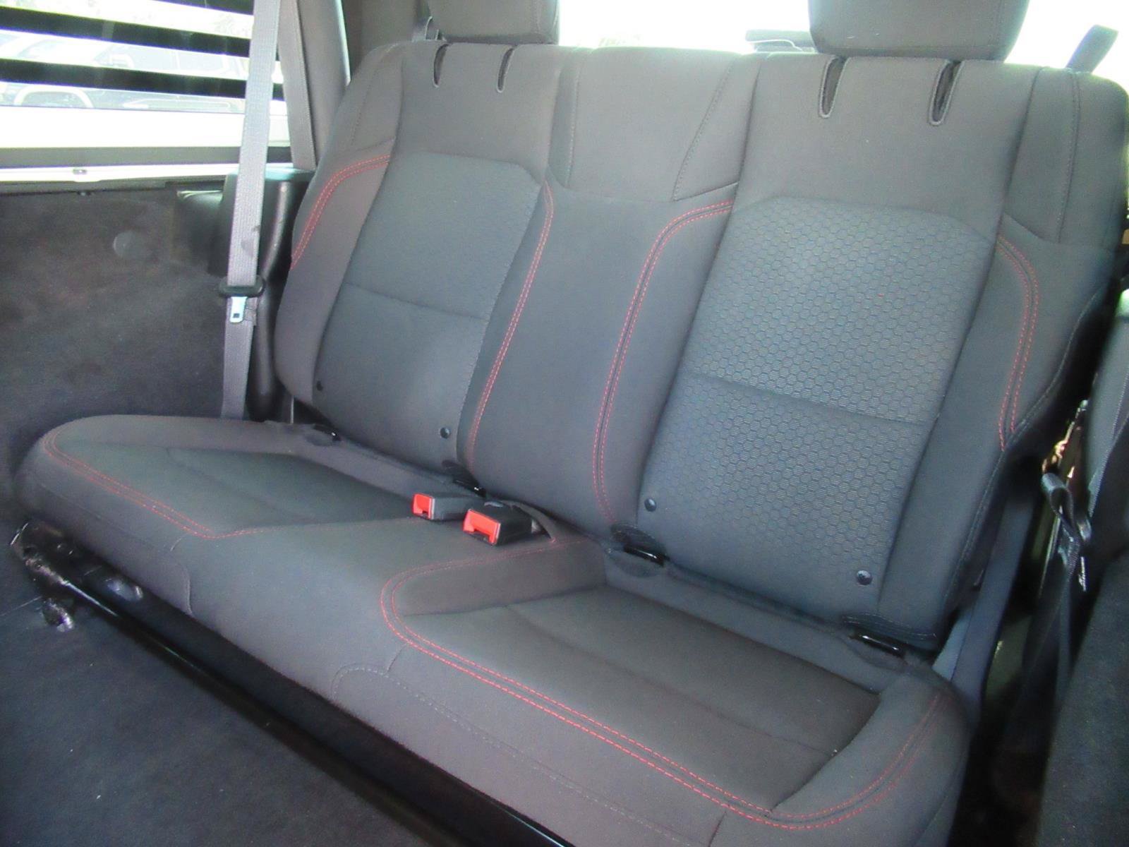 Used 2022 Jeep Wrangler Rubicon AWD/4WD image 33