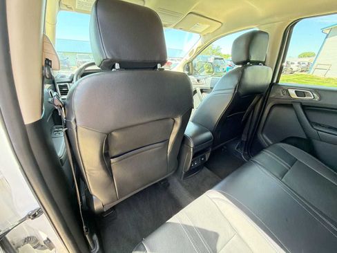 Used 2019 Ford Ranger Lariat w/ Black Appearance Package AWD/4WD image 15