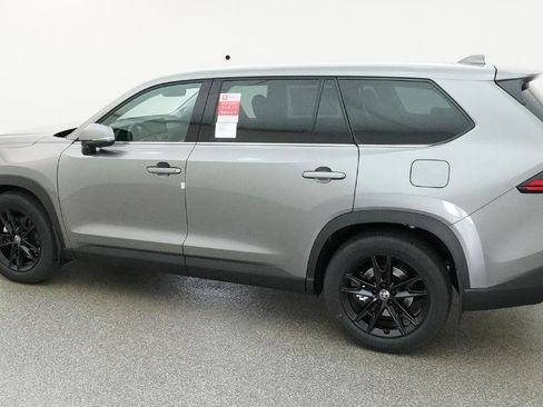 New 2026 Toyota Grand Highlander Limited FWD image 23