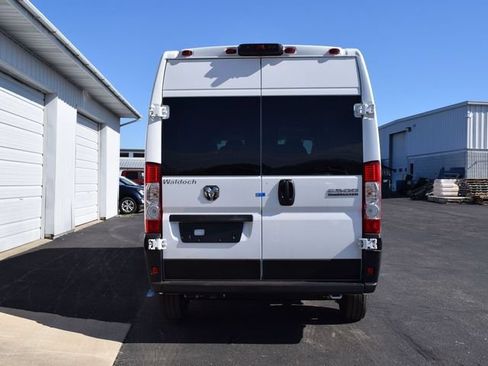 New 2024 RAM ProMaster 2500 w/ Advanced Safety Group FWD image 7