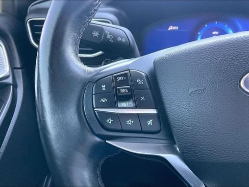 Used 2020 Ford Explorer Platinum w/ Premium Technology Package AWD/4WD image 20