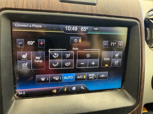 Used 2014 Ford F150 Lariat w/ Equipment Group 502A Luxury image 24