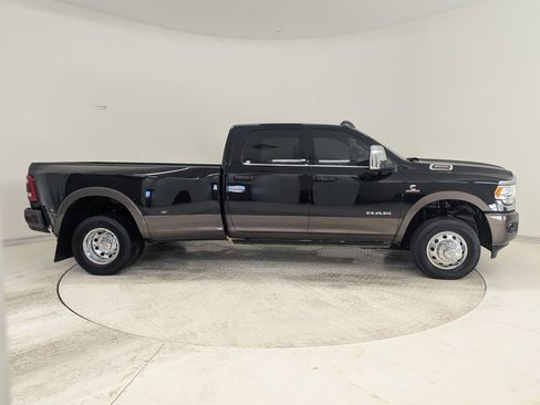 Used 2024 RAM 3500 Limited w/ Safety Group image 7