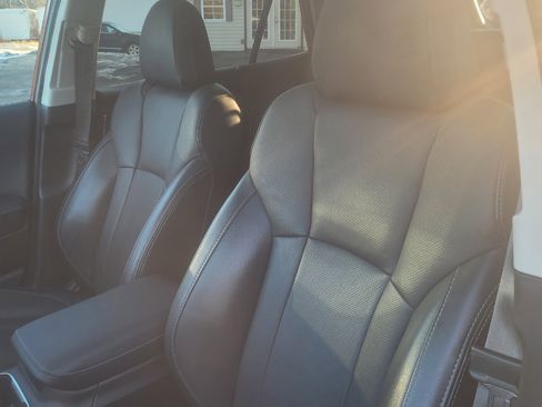 Used 2020 Subaru Outback Limited w/ Popular Package #2 image 12