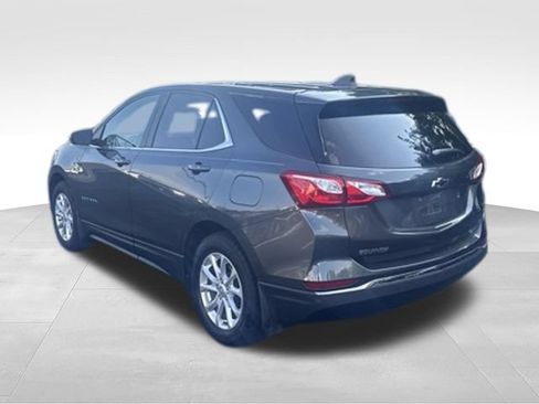 Used 2019 Chevrolet Equinox LT FWD image 4