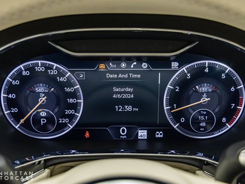 Used 2024 Bentley Continental GT image 16