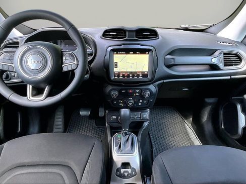 Certified 2022 Jeep Renegade Latitude AWD/4WD image 15