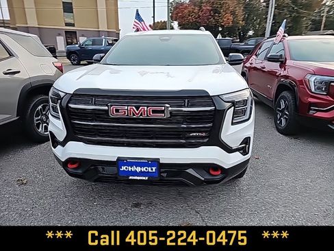 New 2026 GMC Terrain AT4 image 3