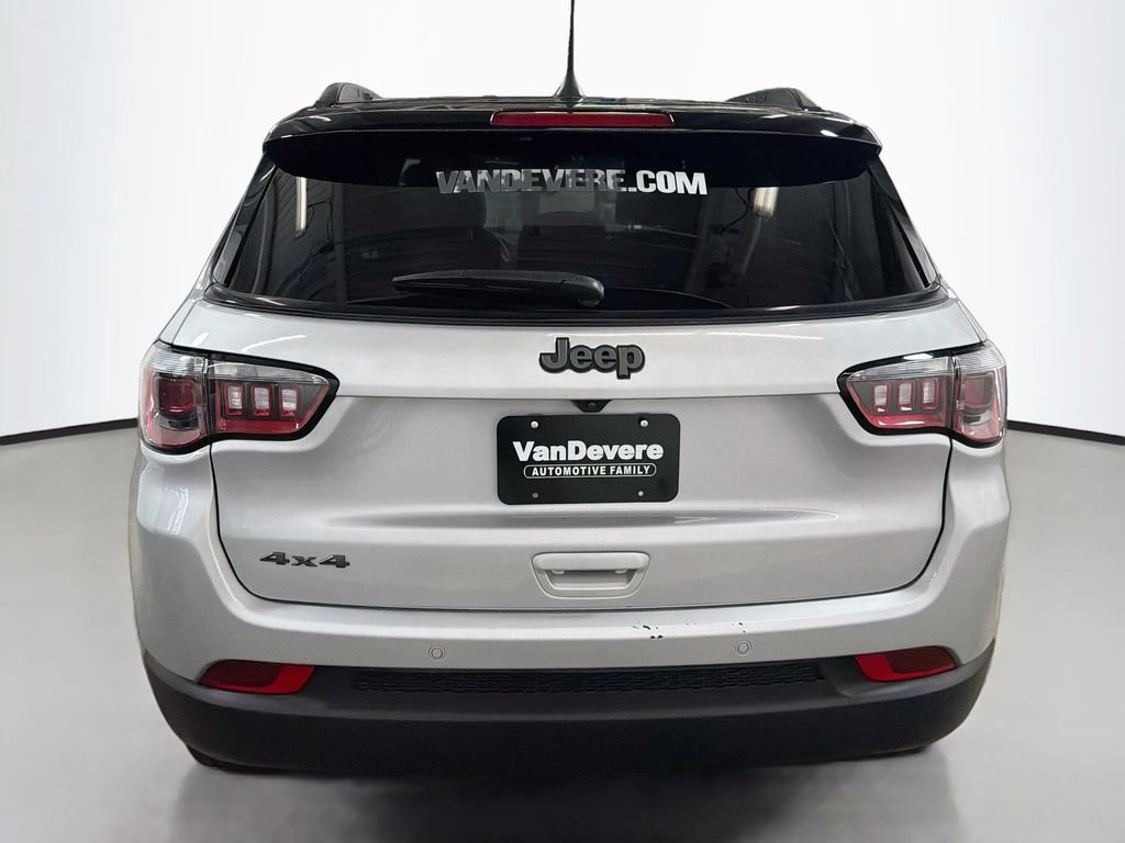 Used 2026 Jeep Compass Limited AWD/4WD image 8