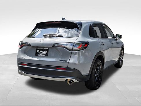 Used 2024 Honda HR-V Sport image 4