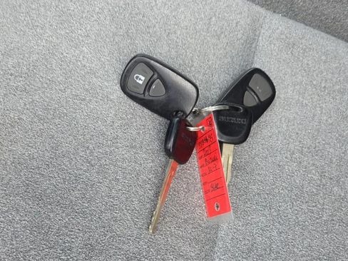 Used 2003 Suzuki XL7 2WD image 10