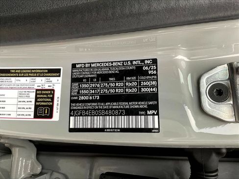 Used 2025 Mercedes-Benz GLE 350 4MATIC image 6