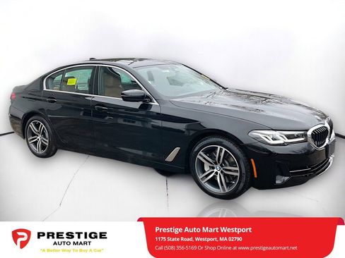 Used 2021 BMW 530i xDrive w/ Premium Package image 1