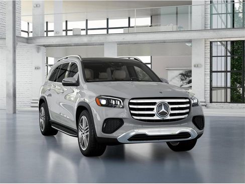 New 2026 Mercedes-Benz GLS 450 4MATIC image 9