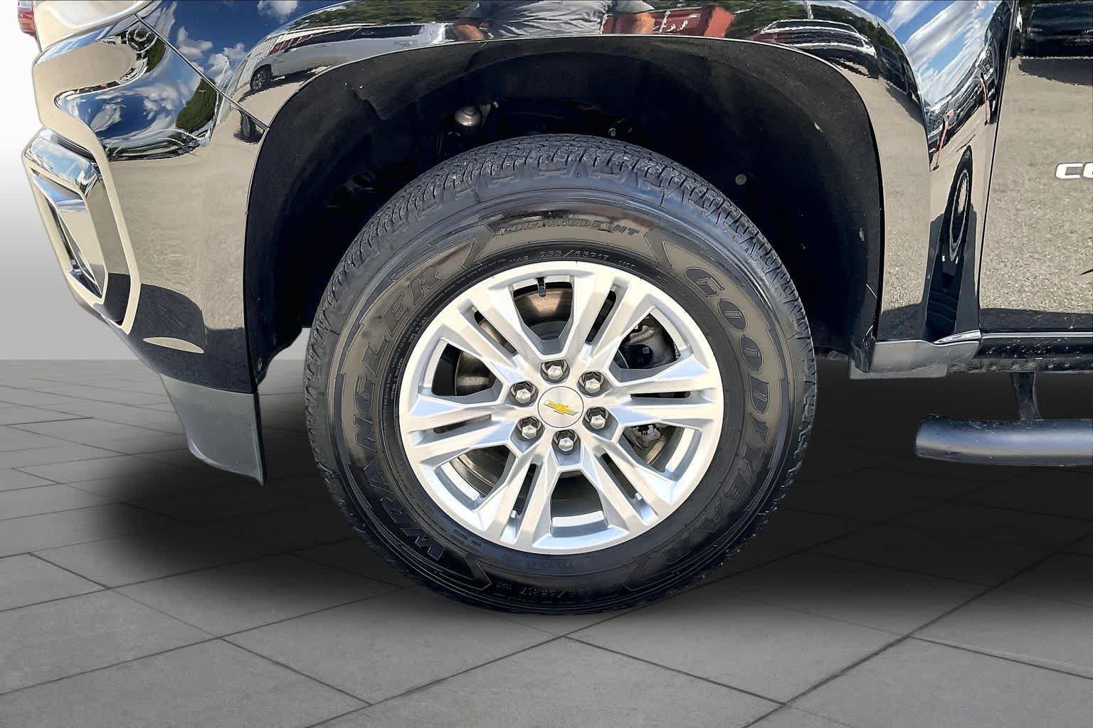 Used 2021 Chevrolet Colorado LT w/ Fleet Safety Package RWD image 11