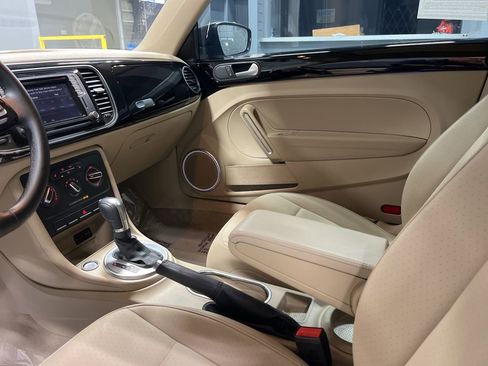 Used 2016 Volkswagen Beetle 1.8T SEL w/ Lighting Package image 16