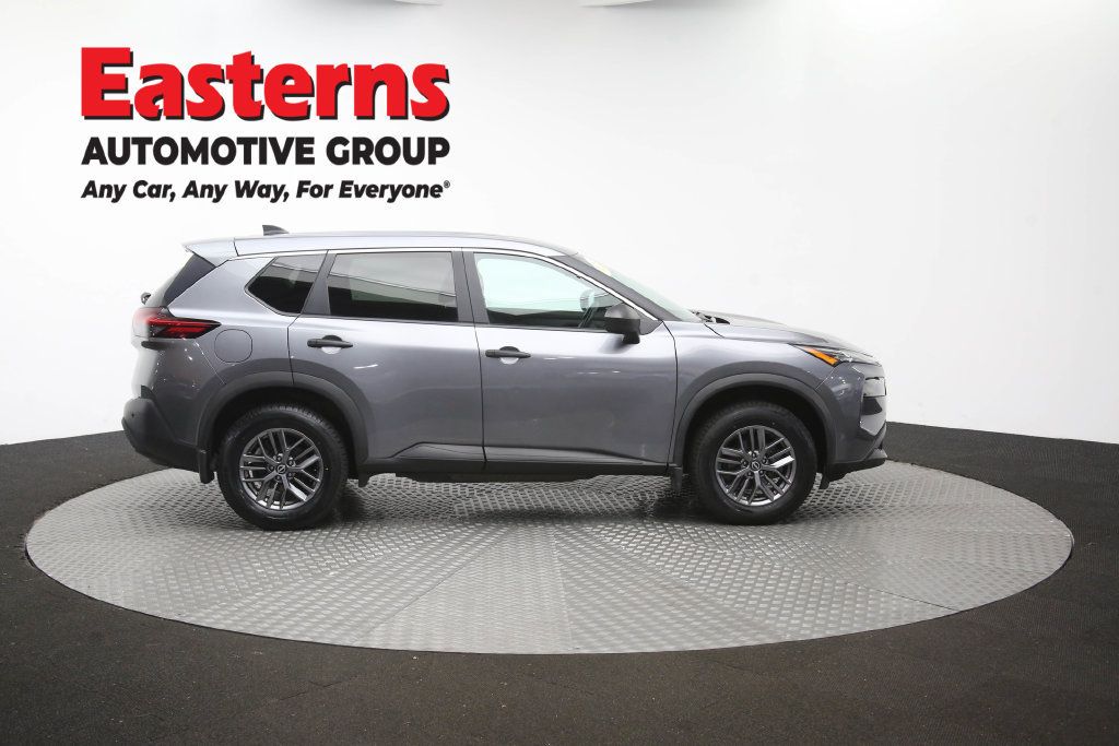 Used 2023 Nissan Rogue S AWD/4WD image 47