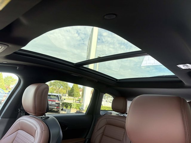 New 2026 Lincoln Nautilus Reserve AWD/4WD image 31
