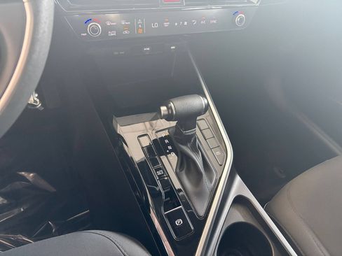 Used 2026 Kia Niro LX FWD image 39