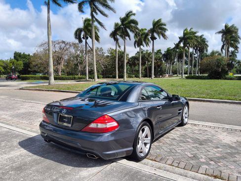 Used 2009 Mercedes-Benz SL 550 image 40