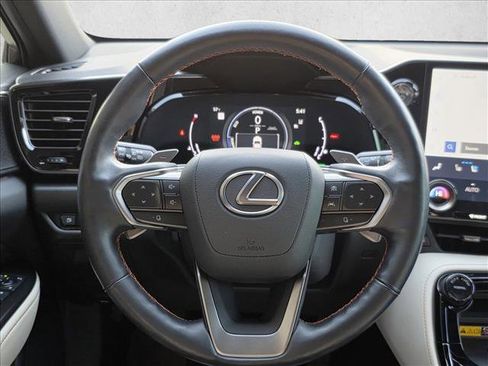 Used 2022 Lexus NX 350h AWD image 18