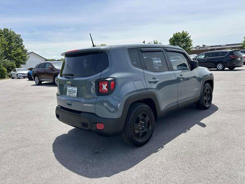 Used 2018 Jeep Renegade Sport w/ Power & Air Group FWD image 3