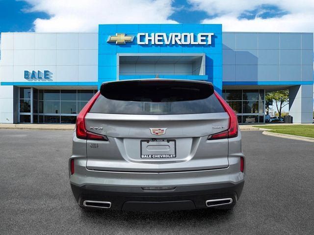 Used 2024 Cadillac XT4 Premium Luxury FWD image 4