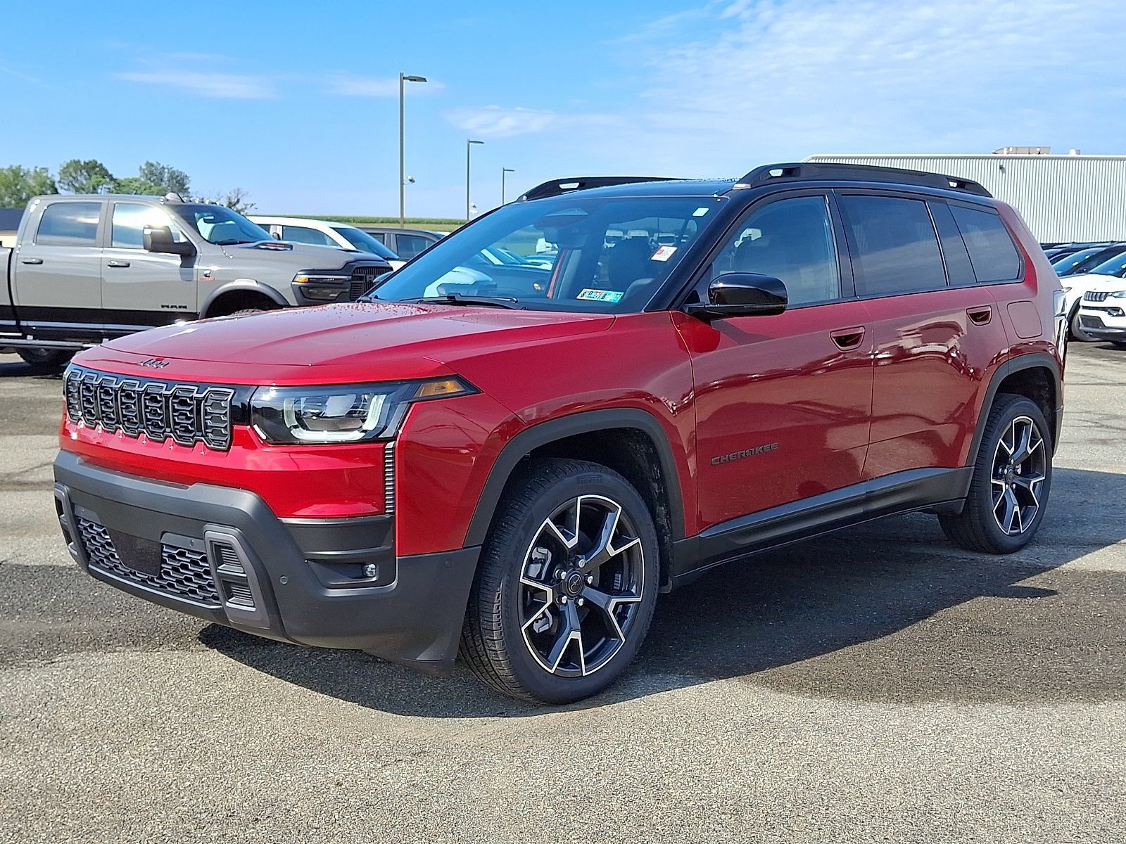 New 2026 Jeep Cherokee Overland w/ Trailer Tow Group AWD/4WD image 2