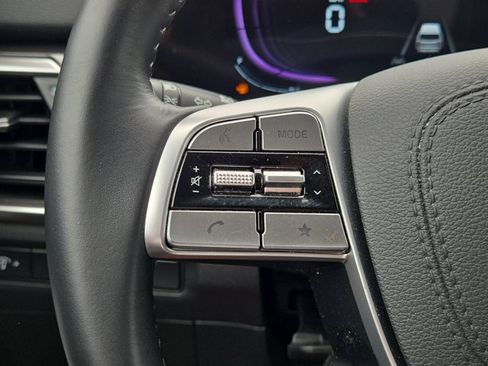 Used 2025 Kia Telluride LX FWD image 30