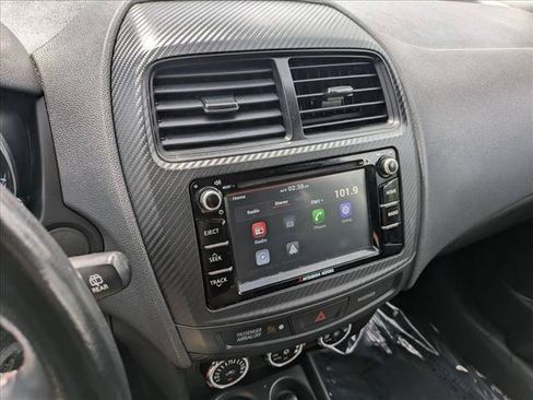 Used 2017 Mitsubishi Outlander Sport ES AWD/4WD image 12