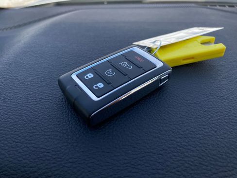 Used 2025 Jeep Grand Cherokee L Laredo image 37