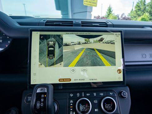 New 2026 Land Rover Defender 110 X AWD/4WD image 21