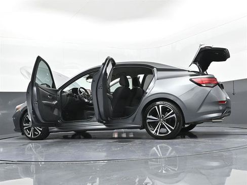 Used 2022 Nissan Sentra SR w/ Electronics Package FWD image 50