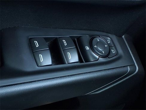 Used 2025 Chevrolet Silverado 1500 Custom image 15