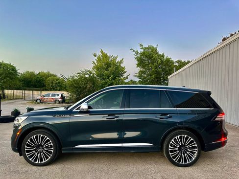 Used 2020 Lincoln Aviator Black Label AWD/4WD image 3