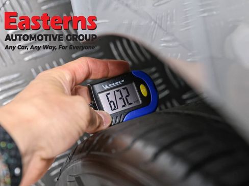 Used 2025 Honda Civic Sport image 25