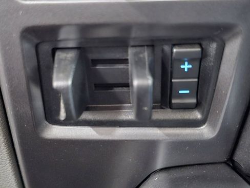 Used 2020 Ford F150 XLT w/ Equipment Group 302A Luxury AWD/4WD image 20