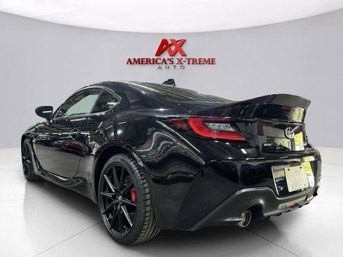 Used 2025 Toyota GR86 Premium w/ Performance Package RWD image 5