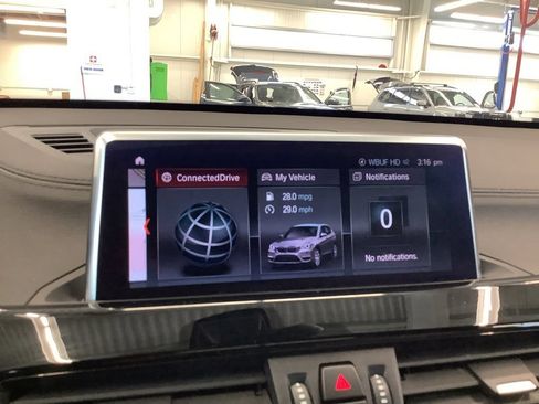 Used 2021 BMW X1 xDrive28i w/ Convenience Package AWD/4WD image 10