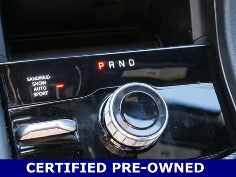 Used 2024 Jeep Grand Cherokee Limited w/ Black Appearance Package image 23