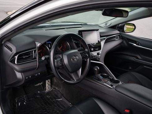 Used 2021 Toyota Camry TRD w/ TRD Package w/JBL Audio FWD image 13