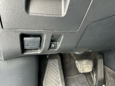 Used 2024 Toyota Grand Highlander XLE image 25