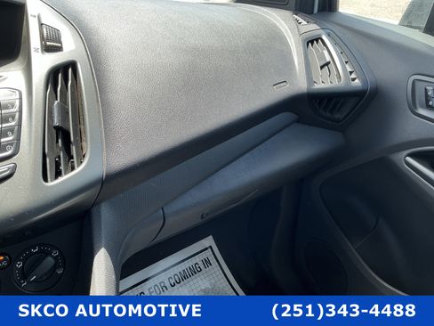 Used 2016 Ford Transit Connect XL image 24