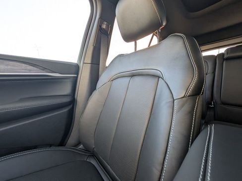 New 2026 Jeep Grand Cherokee Limited image 12