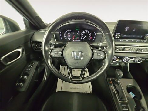 Used 2023 Honda Civic Sport image 12