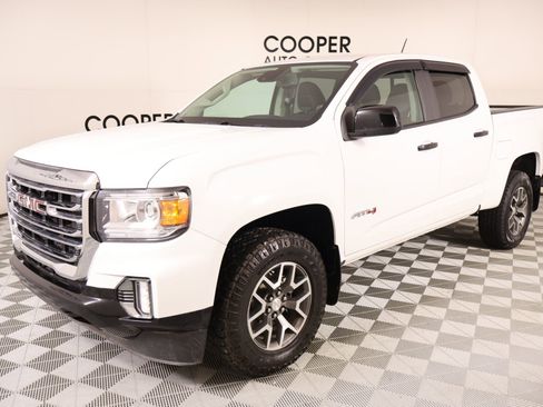 Used 2021 GMC Canyon AT4 w/ Driver Alert Package image 11