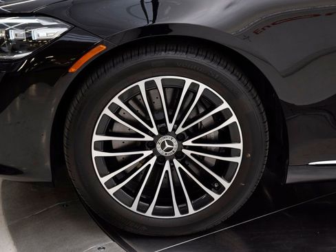 Used 2025 Mercedes-Benz S 580 4MATIC Sedan image 12