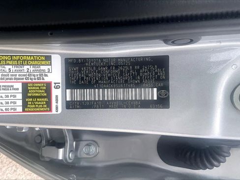 Used 2025 Toyota Camry LE w/ Convenience Package FWD image 34